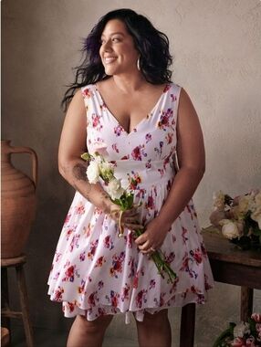 Prabal Gurung for JCP ImPower White Floral V-Neck Mini Dress Size 22W (7061)